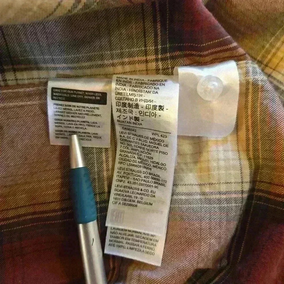 Levi's Plaid Snap Button Down Long Sleeve Shirt Red Size Medium - Picture 11 of 11